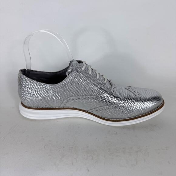 Cole Haan Grand.Os Oxford Shoes Womens 9 Metallic Silver Wingtip Lace-Up Comfort - Picture 3 of 10